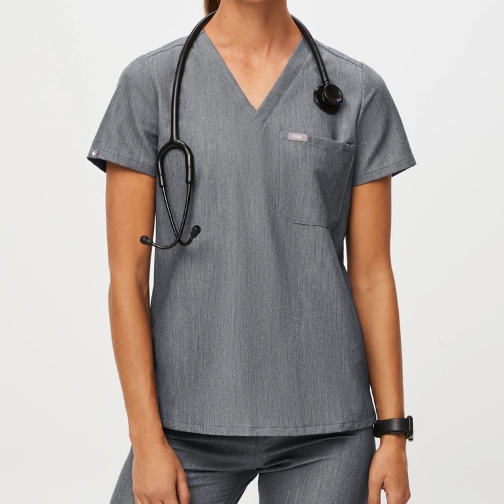 Figs scrub top